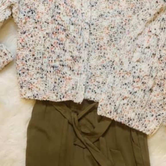 Top - Picture 3 of 13